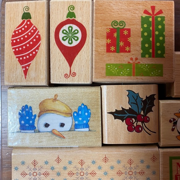 Lot of 14 various Christmas Stamps - Picture 3 of 8